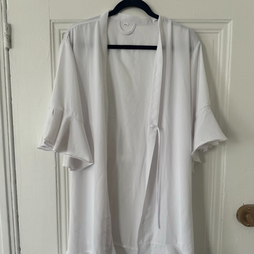 White Bridal Robe / Tunic – Fits Size S–M